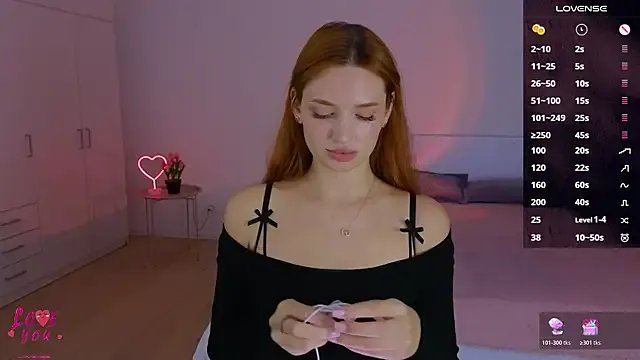 CuteAriel7 from StripChat