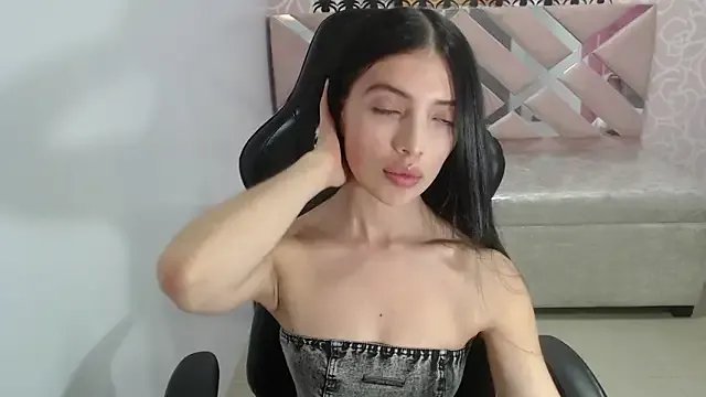 cynthia_ch from StripChat