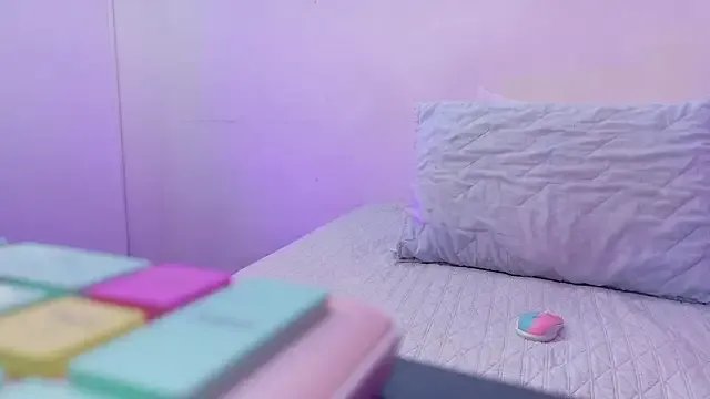 daddys_little_princesss from StripChat