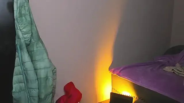 Dafne_Mel from StripChat