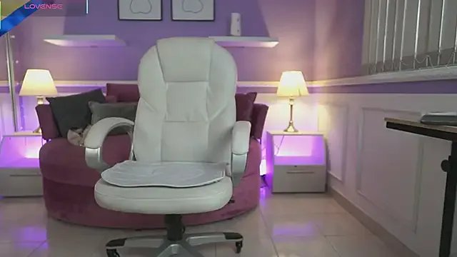 DahliaGrey from StripChat