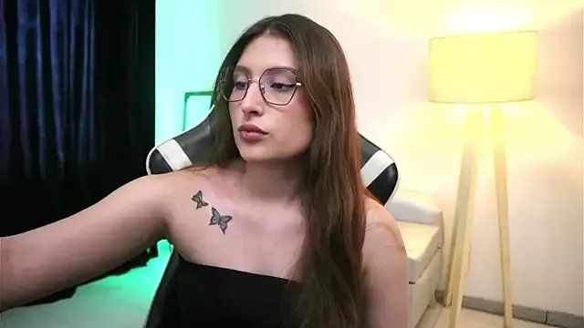 Daisha_Riley from StripChat