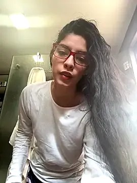 dani_bela from StripChat