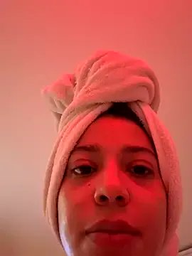 Danisaenz__ from StripChat