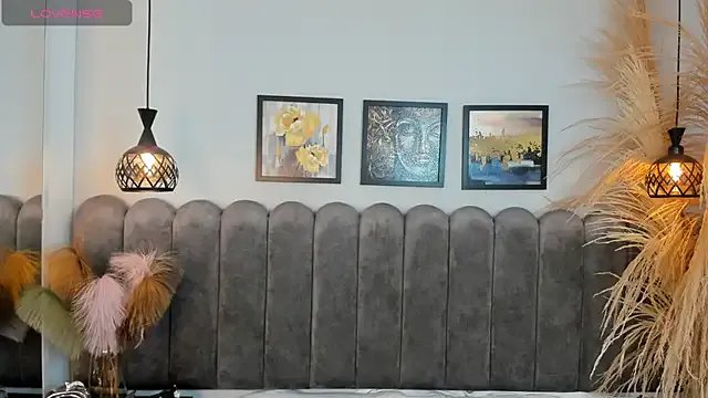 Dark_nina_ from StripChat