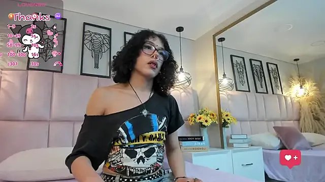 Dark_nina_ from StripChat