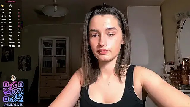  DarlineBrustera chat room