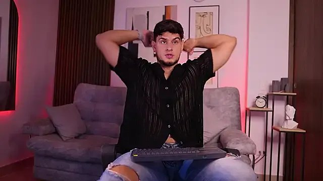 DaviesBrown from StripChat