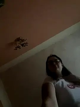 DearAlise from StripChat