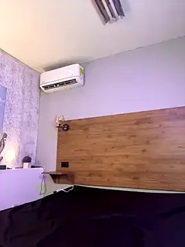 DeboraEvans from StripChat