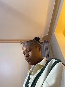 Dellah27 from StripChat