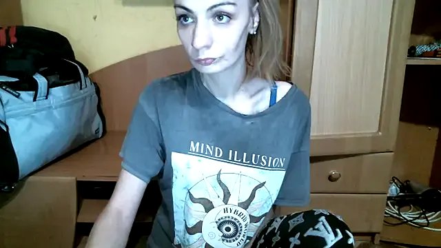  DennisXCaroll chat room