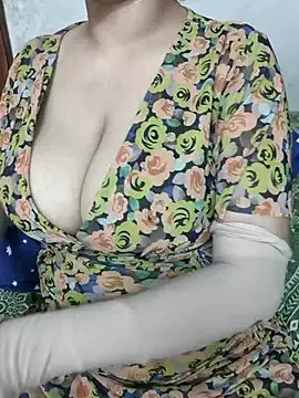 DesiDreams from StripChat