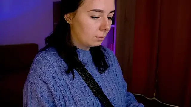 Di_na_Bell from StripChat