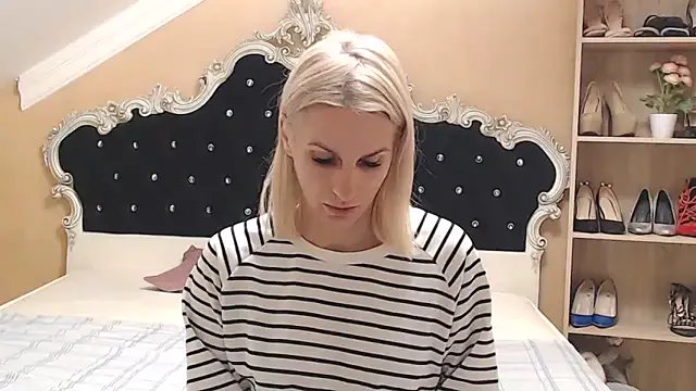 Diamond888 from StripChat