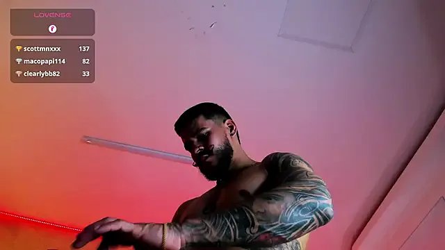 DickGriffith_ from StripChat