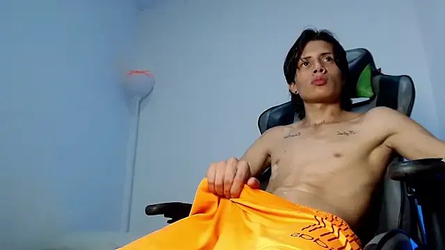 Didi_hard from StripChat