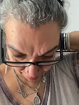 dieseldame1313 from StripChat