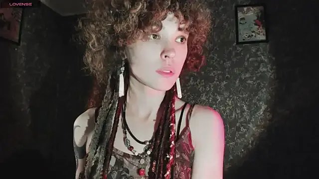 Dizer_clopy from StripChat