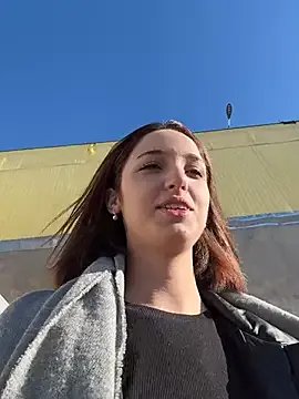 DollyTall from StripChat