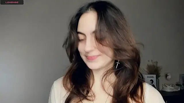 DracosMoon from StripChat