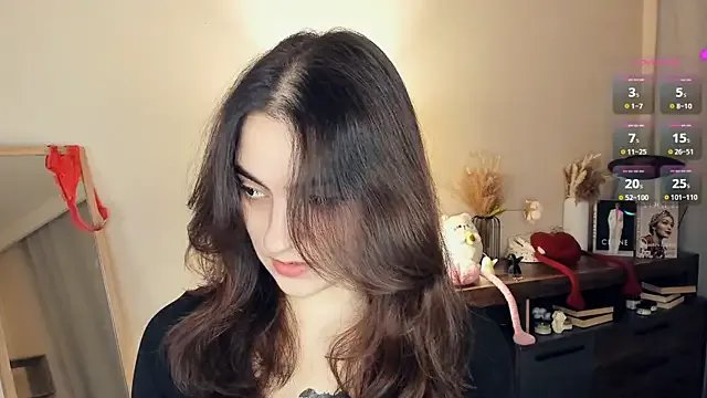 DracosMoon from StripChat