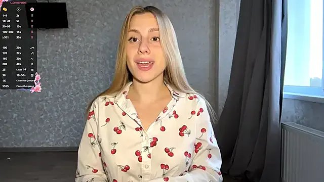 DreamyOlivia from StripChat