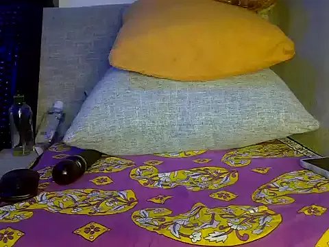 drippqueen from StripChat