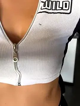 Dulce__Boyd from StripChat