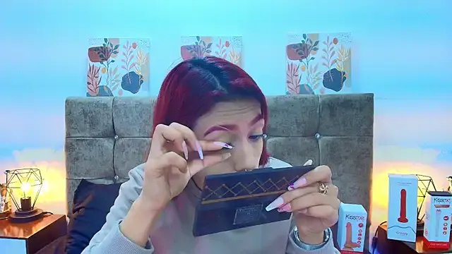 Dulce_Bella_ from StripChat