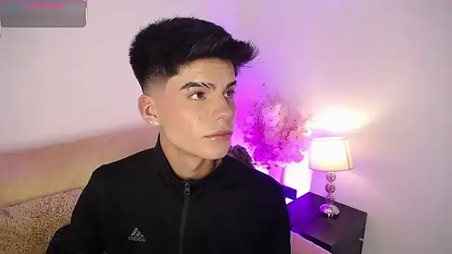 Dulcey_ from StripChat