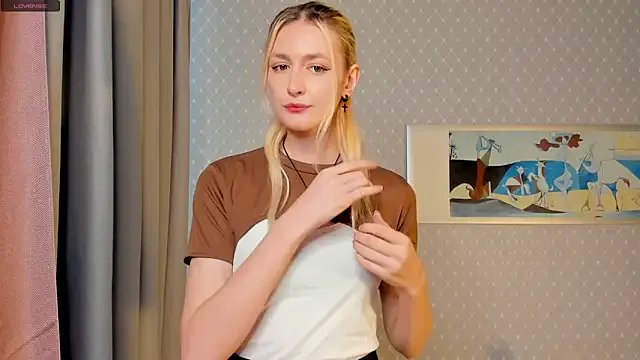 EasterBlink from StripChat