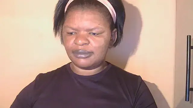 ebony_rose11 from StripChat