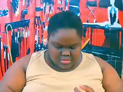 EbonyHotBuns from StripChat