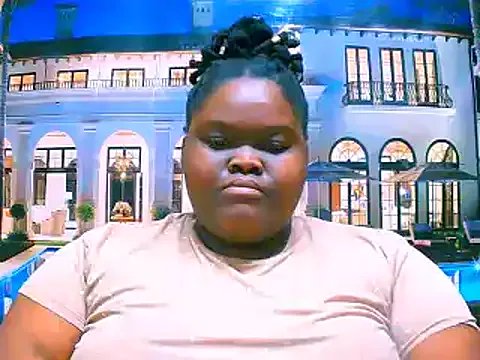 EbonyHotBuns from StripChat