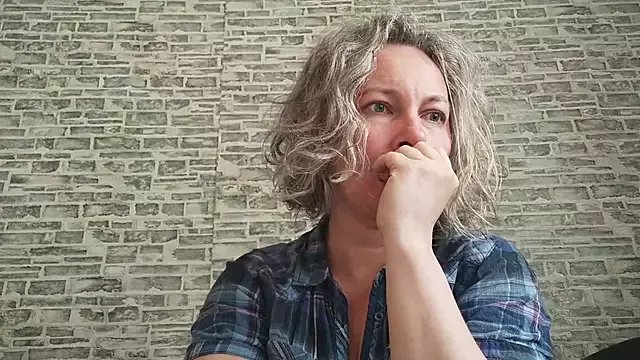 EdithManning from StripChat