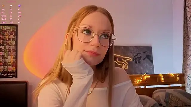 Edlin_gail from StripChat