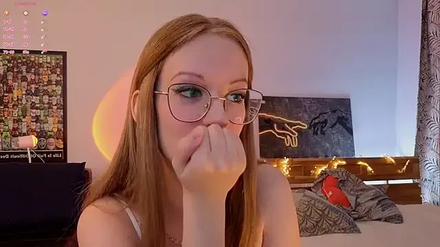 Edlin_gail from StripChat