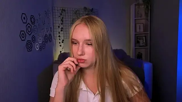 effysosweet from StripChat