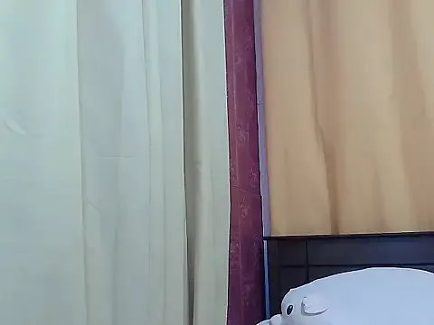 Elara8309 from StripChat