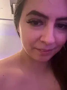 eleonoree from StripChat