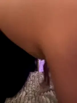 eleonoree from StripChat