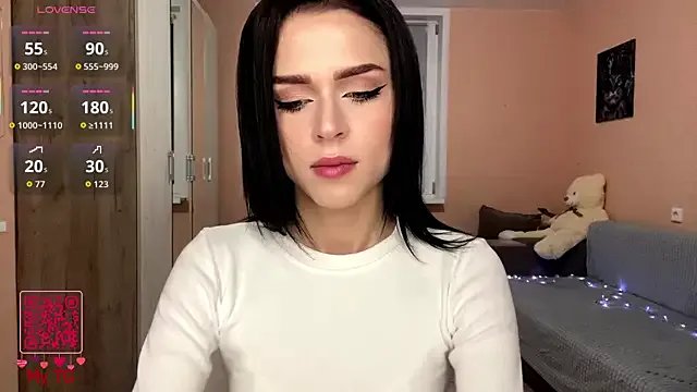 ElgaBlumer from StripChat