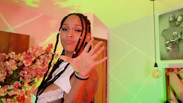 Elith_noa from StripChat