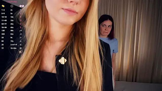 EllenReeves from StripChat