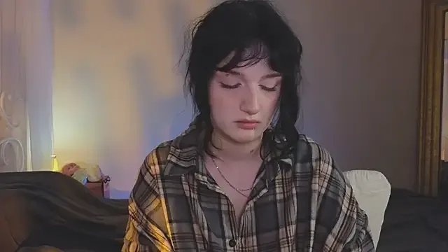 ELLIEJAY from StripChat