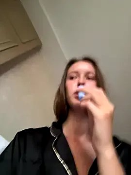 ElliRose from StripChat