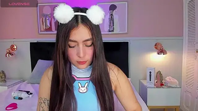 elodie_walker from StripChat