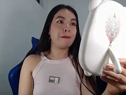 EloiseJun from StripChat