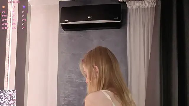  ElvinaRose chat room